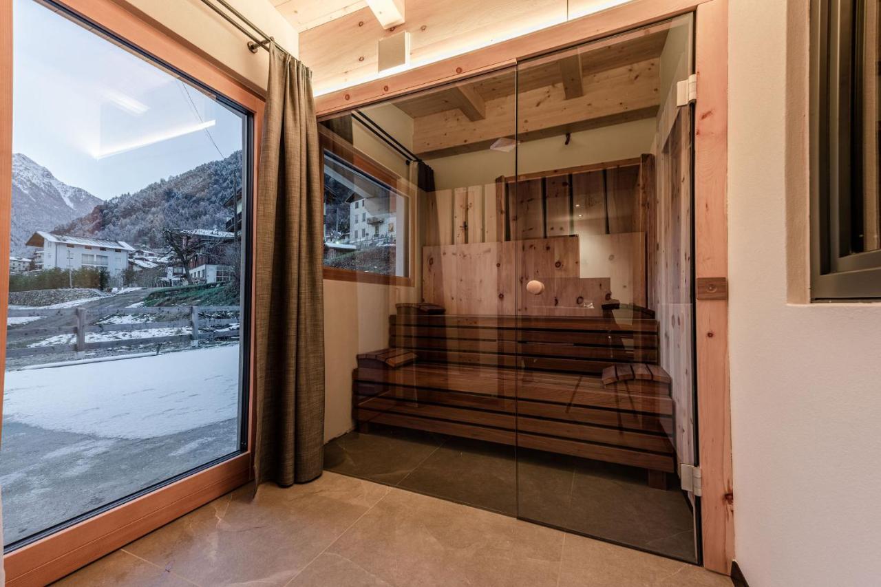Nidaris - Luxury Private Spa Aparthotel